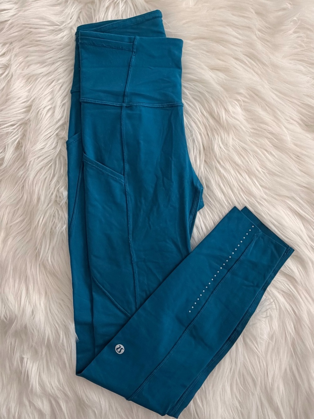 lululemon athletica Teal Leggings with Side Pocket and Reflective Dots